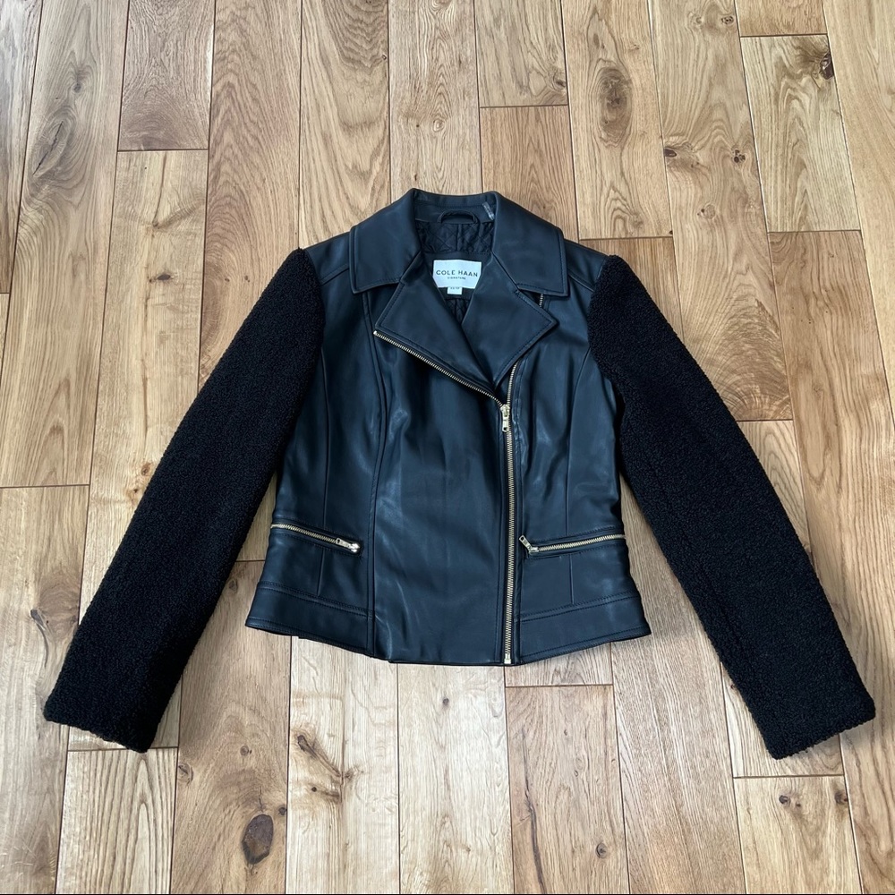 Cole Haan Moto biker faux leather jacket faux fur fleece sleeves XS size
